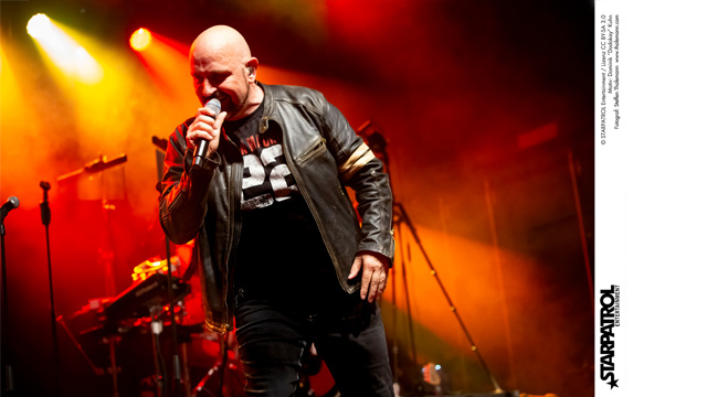 Dominik Kuhn mit Band 2025-06